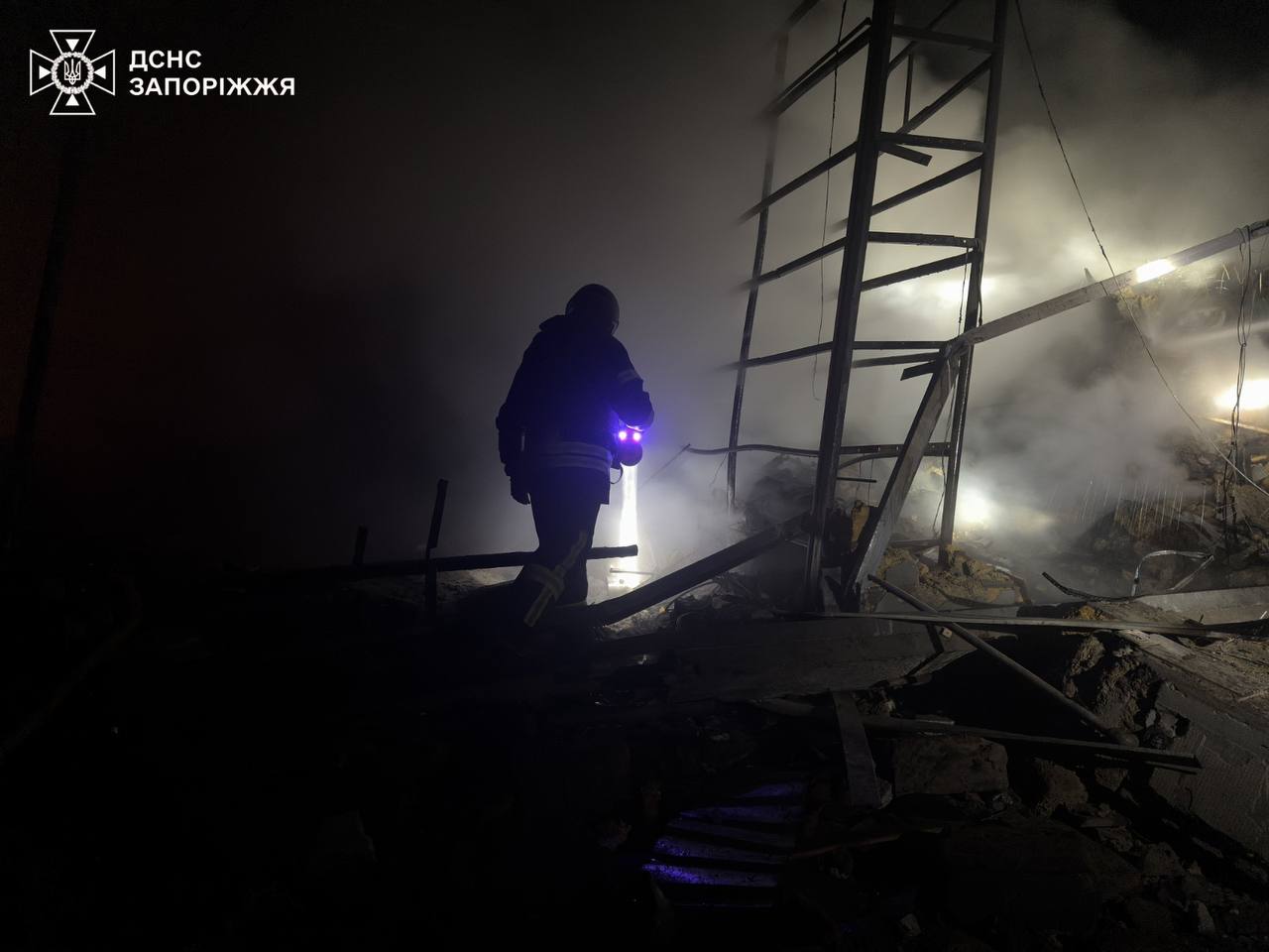 Авіаудари по Запоріжжю: у ДСНС показали наслідки